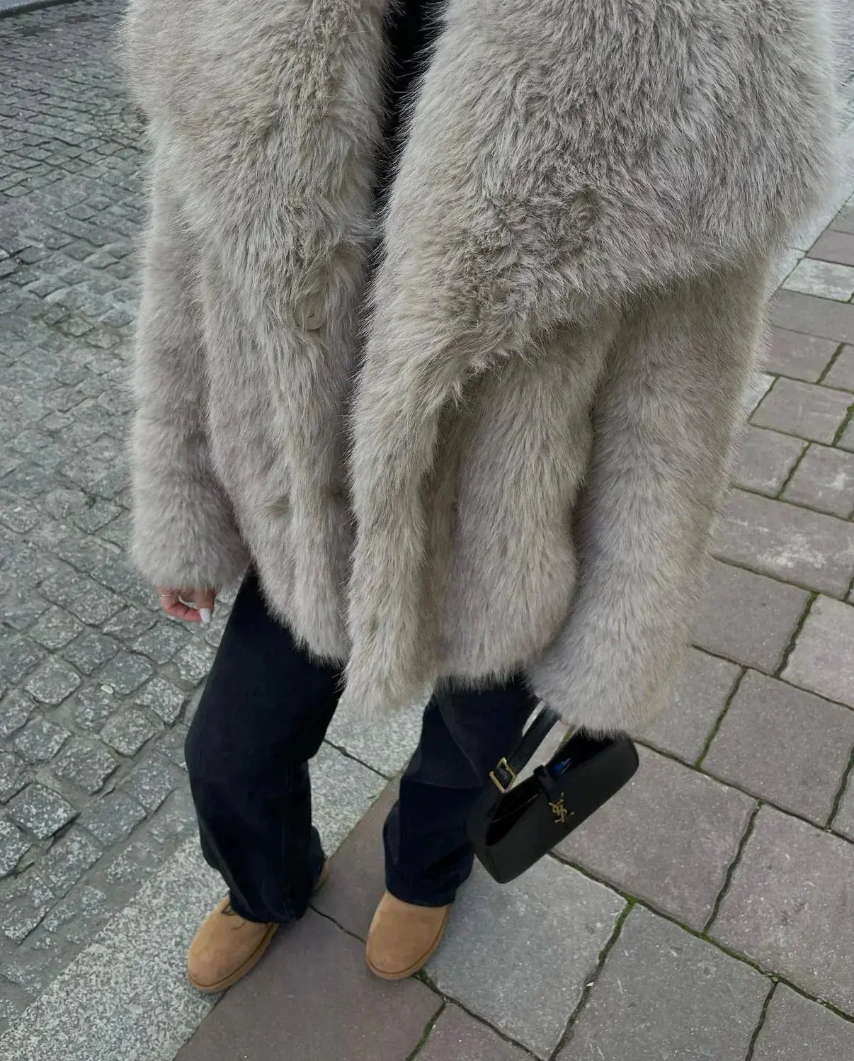 Anaximandro | Classic fur coat - Image 14