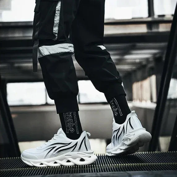 Benett® | Sneakers - Image 4