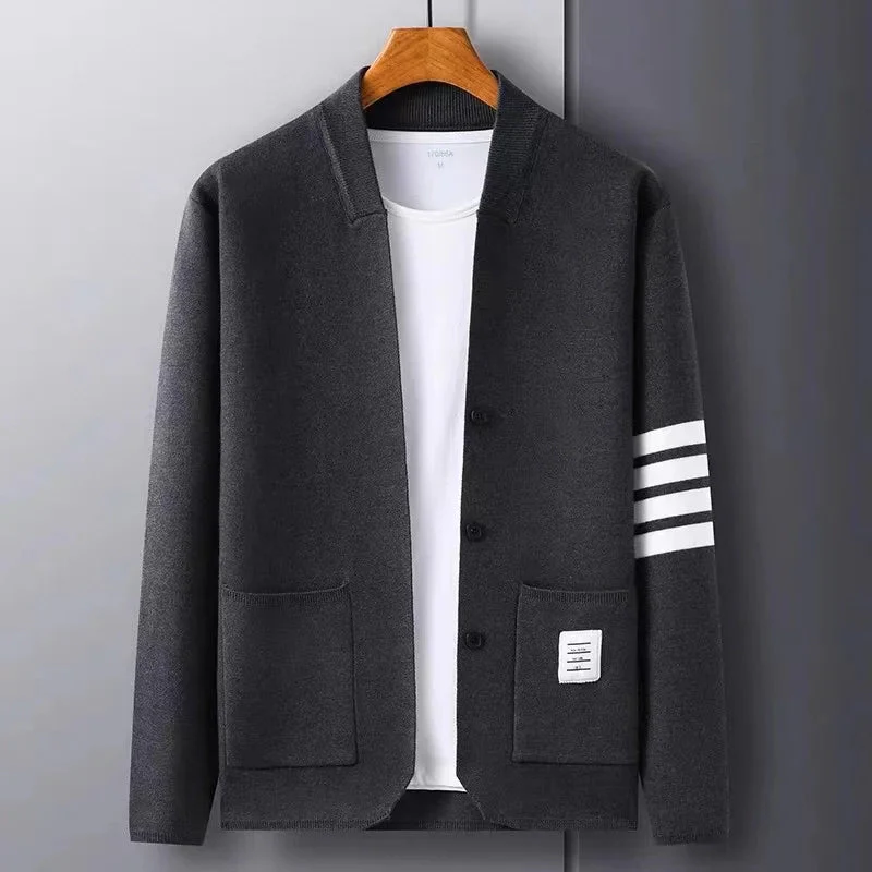 César® | Knitted Cardigan - Image 3