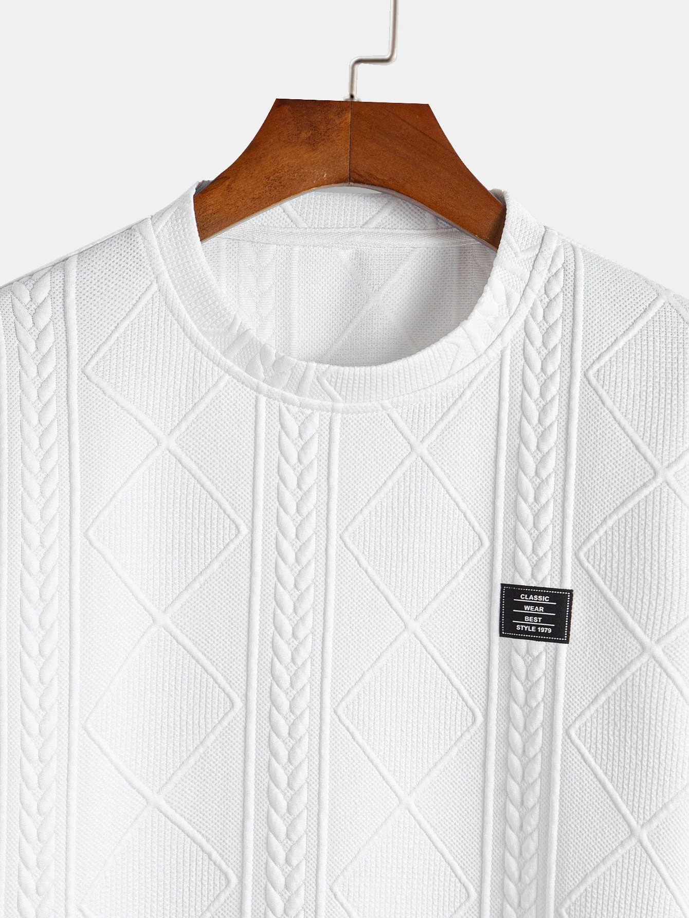 Donovan® | Short Sleeve Geometric Jacquard Arc Hem T-Shirt - Image 10
