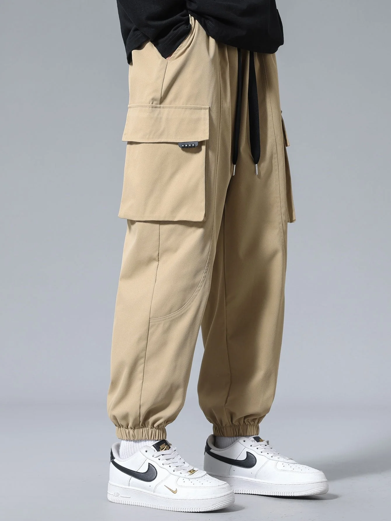 Enrique® | Cargo Jogging Pants - Image 3