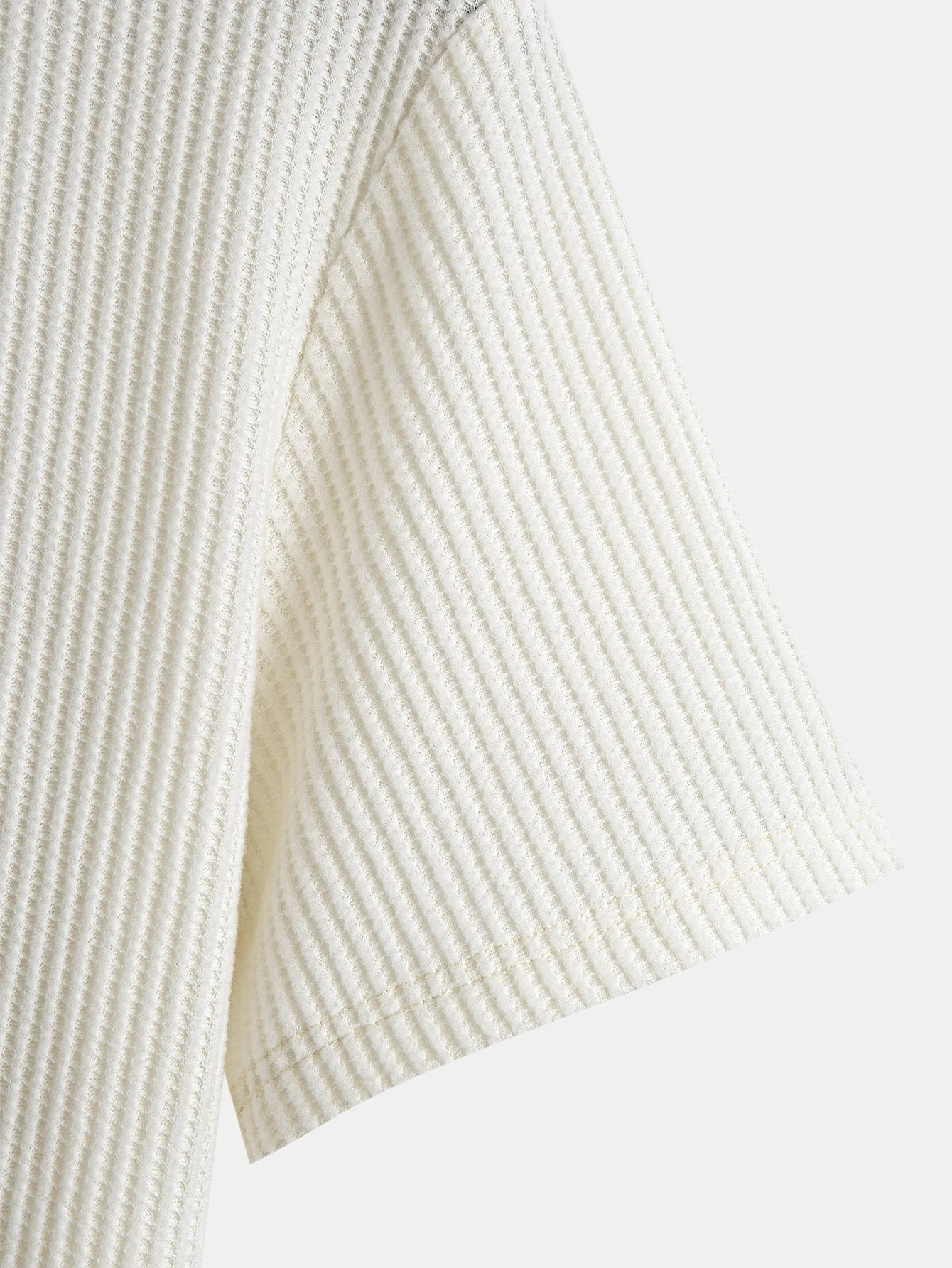 Gene® | Knitted Waffle Arc Hem T-Shirt - Image 16