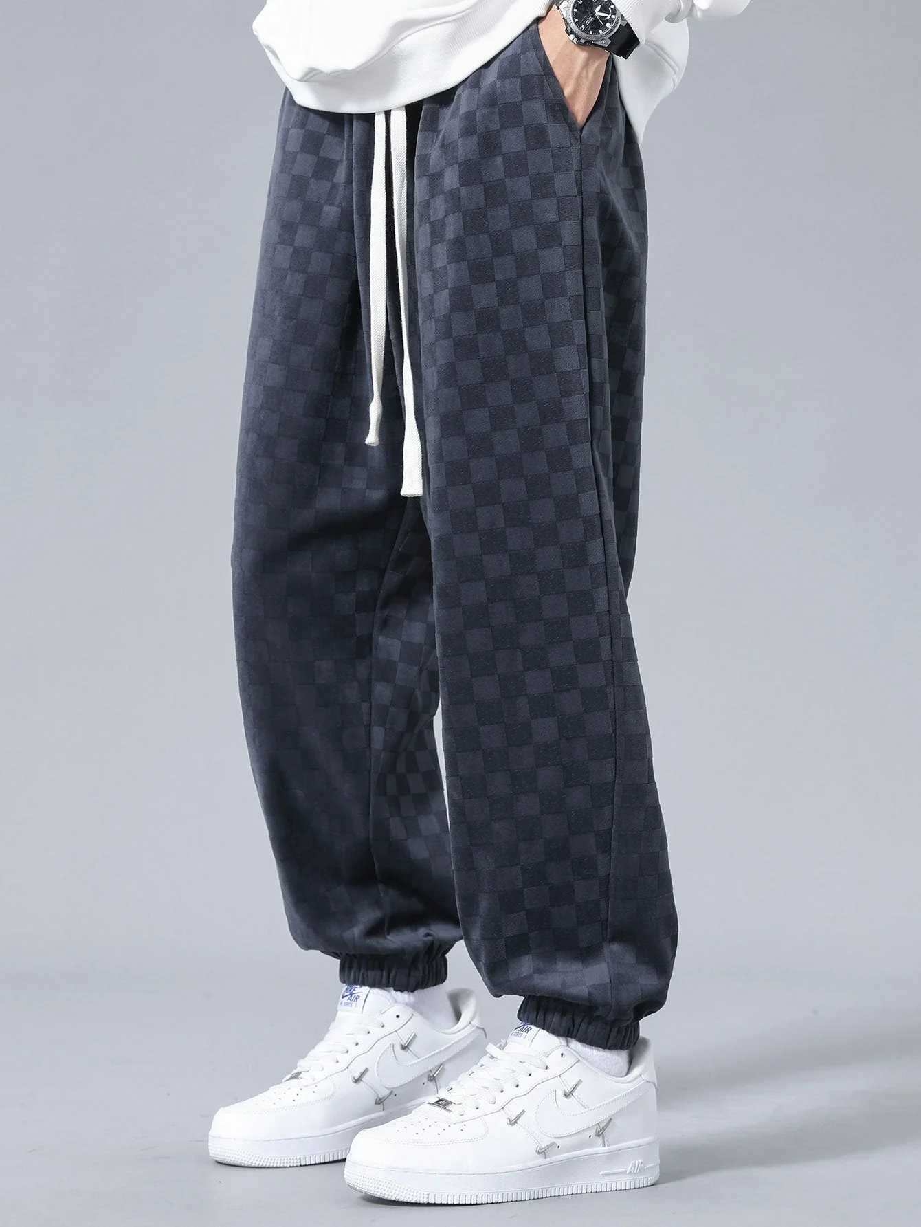 Giordano® | Checkerboard Jogging Pants - Image 2