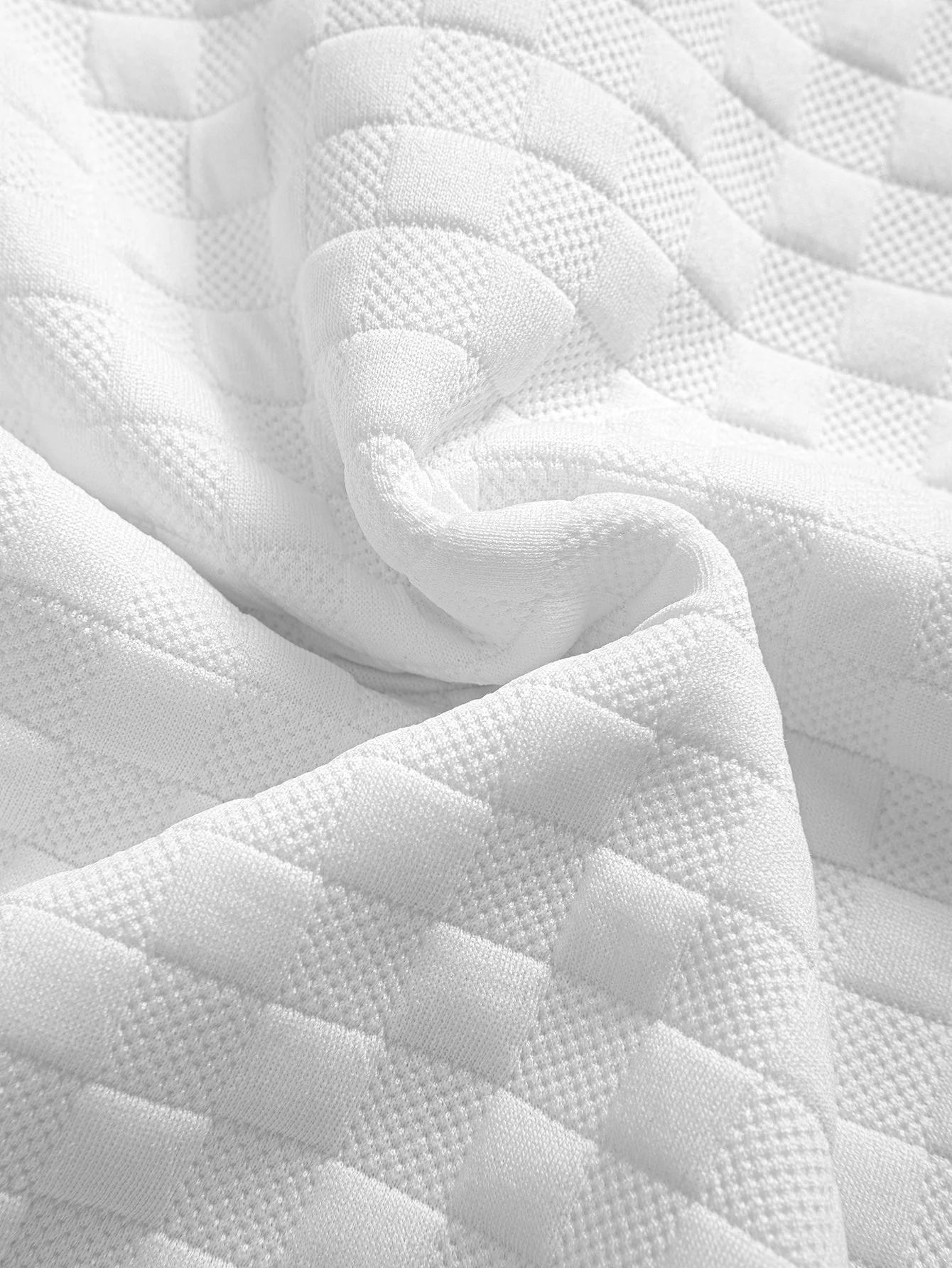 Jamie® | Checkerboard Jacquard Arc Hem Hooded T-Shirt & Checkerboard Jacquard Shorts - Image 18