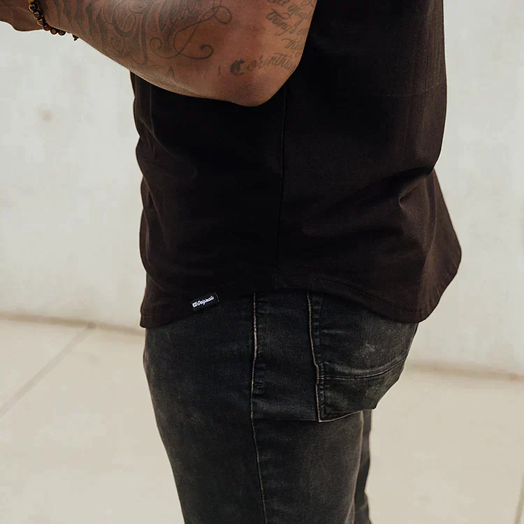 Keyes® | Tight-Fitting T-Shirt With An Athletic Cut - Image 4