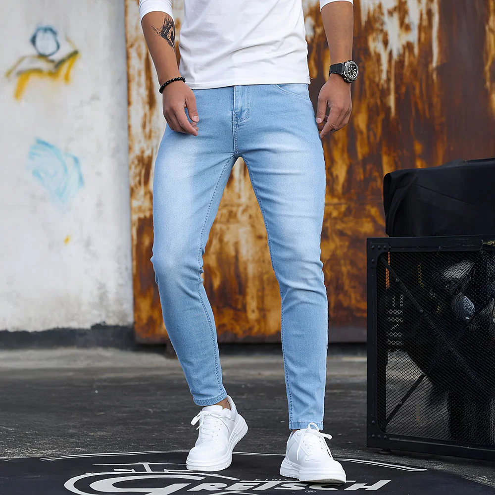 Levi | Casual Denim Jeans - Image 2