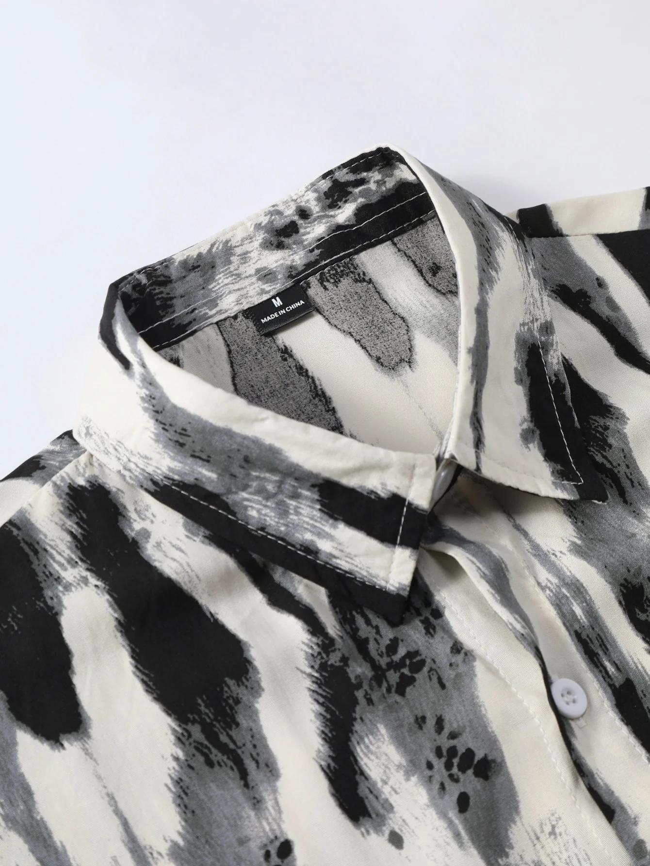 Manuel® | Brushstroke Print Button Up Shirt - Image 3