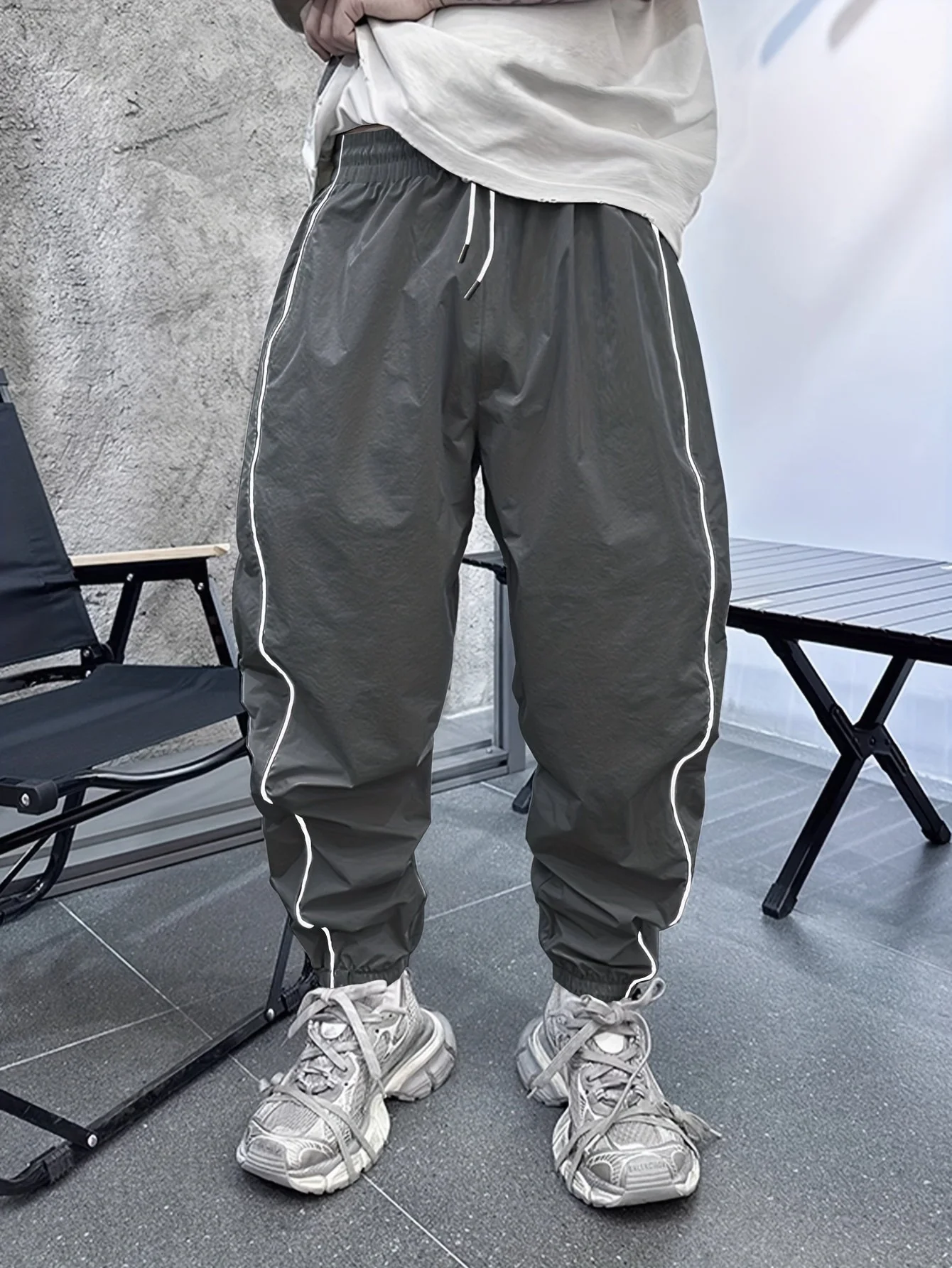Máximo® | 90'S Retro Glide Joggers - Image 2