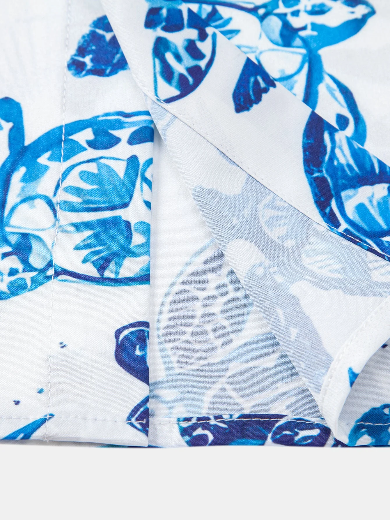 Tom® | Turtle Print Button Up Shirt - Image 5